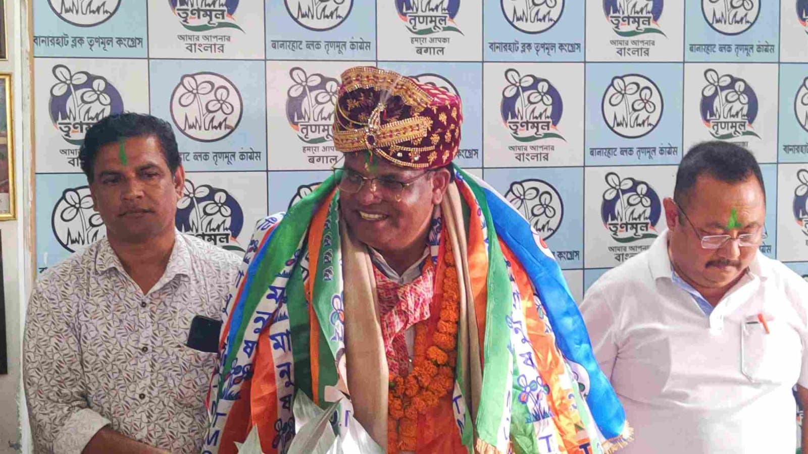 John Barla claims Dilip Ghosh too is not well in BJP 