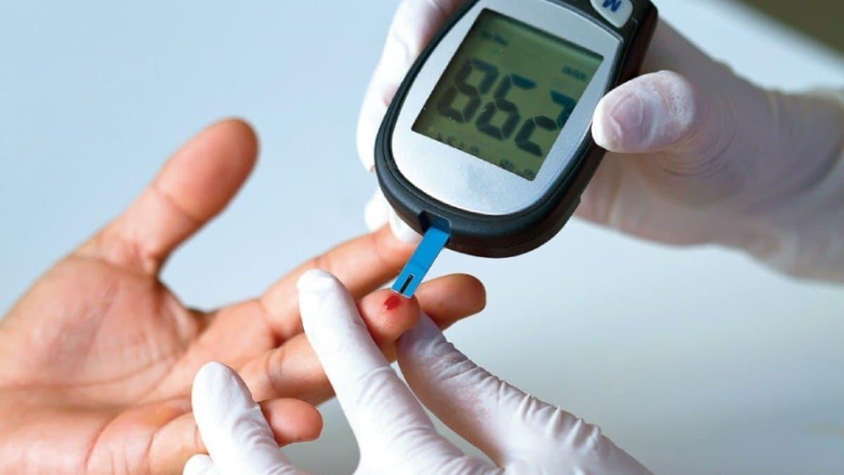 What are the chances of getting diabetes if your parents have it how and when should be conscious to control blood sugar lif