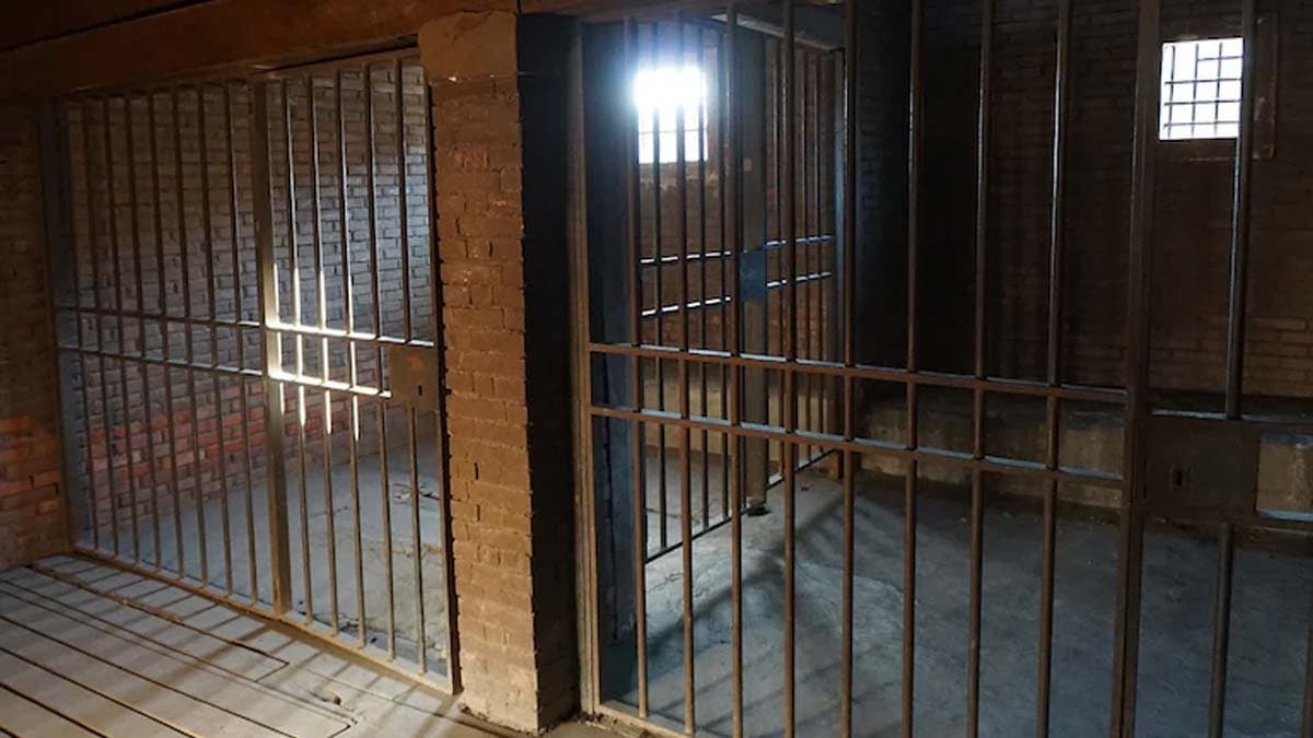 Utter Pradesh government gives Rs five lakh aid to accused over delay in release from jail