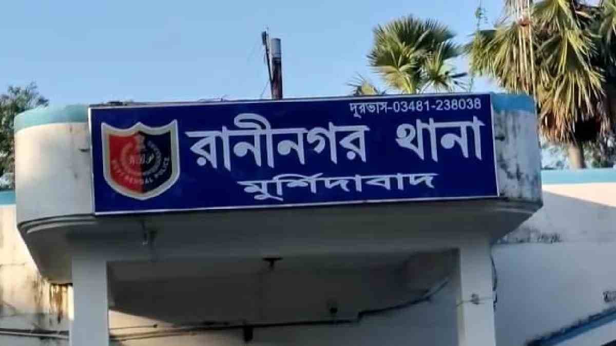 Beaten by a venomous snake boy opted to play game instead going hospital