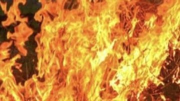  16 Year Old Girl Dies After Stalker Sets Her On Fire For Rejecting His Advances in Andhra Pradesh gnr 