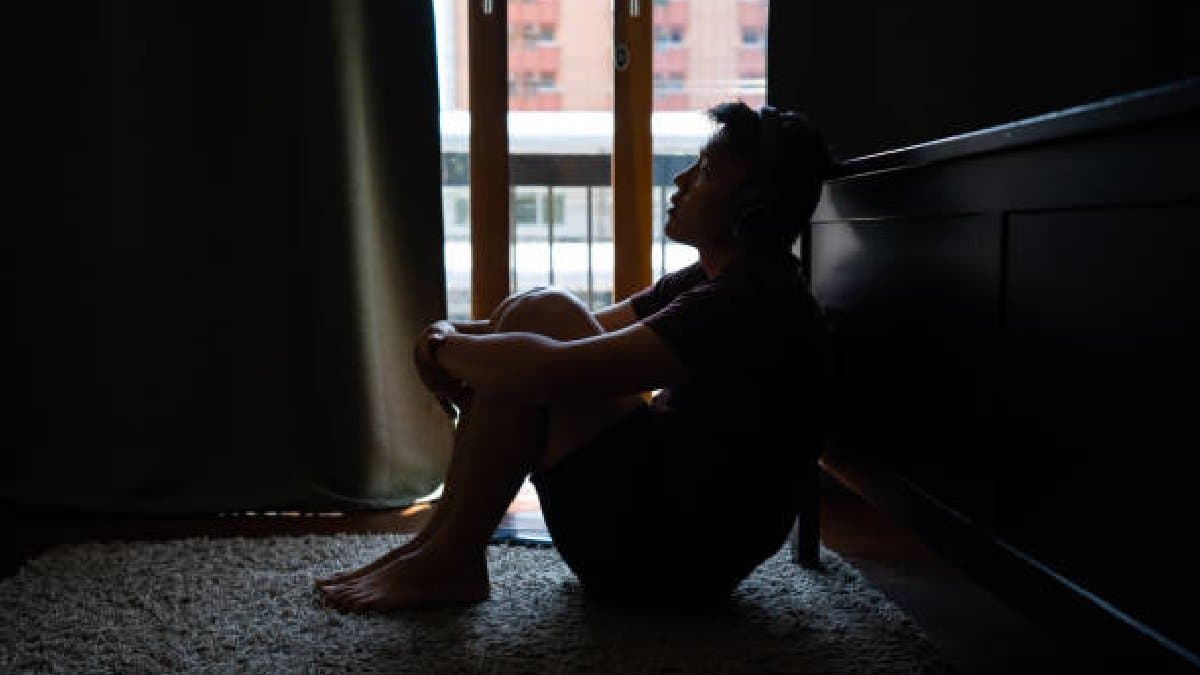 I couldnt fully process what was happening young girl describe neighbours disturbing incident