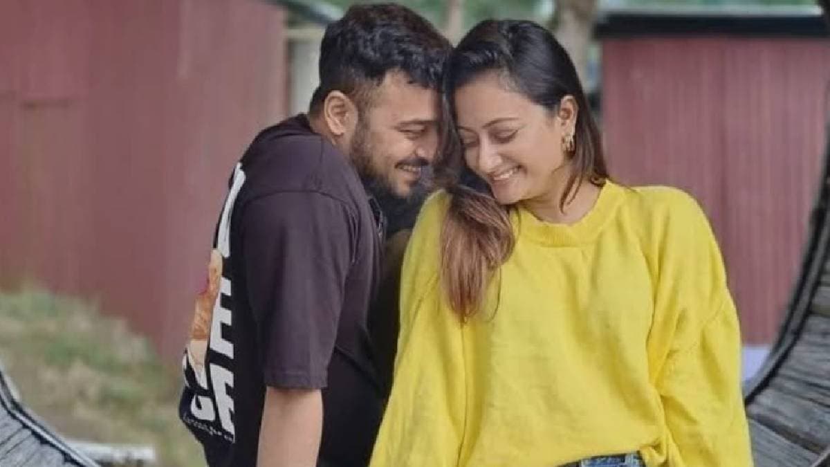 Tonni Laha Roy s cryptic post sparks breakup rumours with Rajdeep Gupta