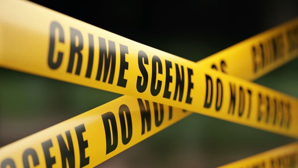 Mother detected the body of her son lying infront of a Gym gnr