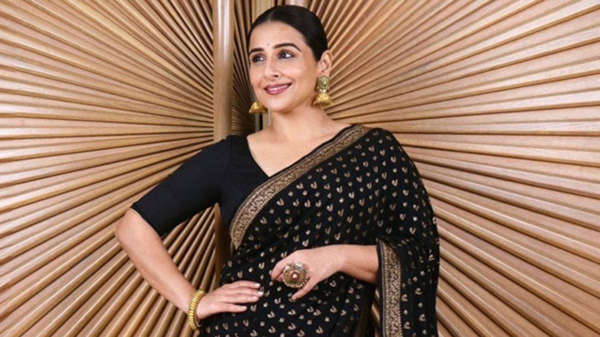 Vidya Balan recitates Sukumar Roy s poetry Satpatra with actor Rajesh Sharma video went viral ENT