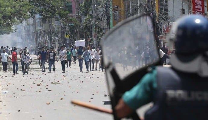 Curfew in Bangladesh supreme Court to hear quota reform plea gnr 
