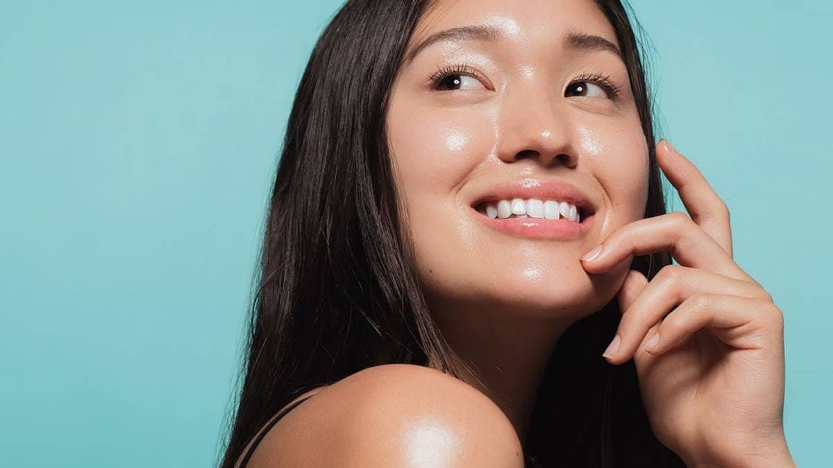 this home made natural drink can improve your skin tone and make your hair thick and long lif