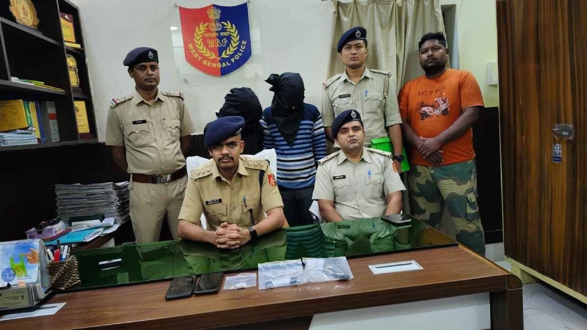 Police netted two for shootout at a petrol pump