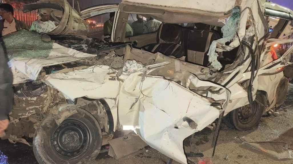 Two killed, six injured in accident in asansol gnr 