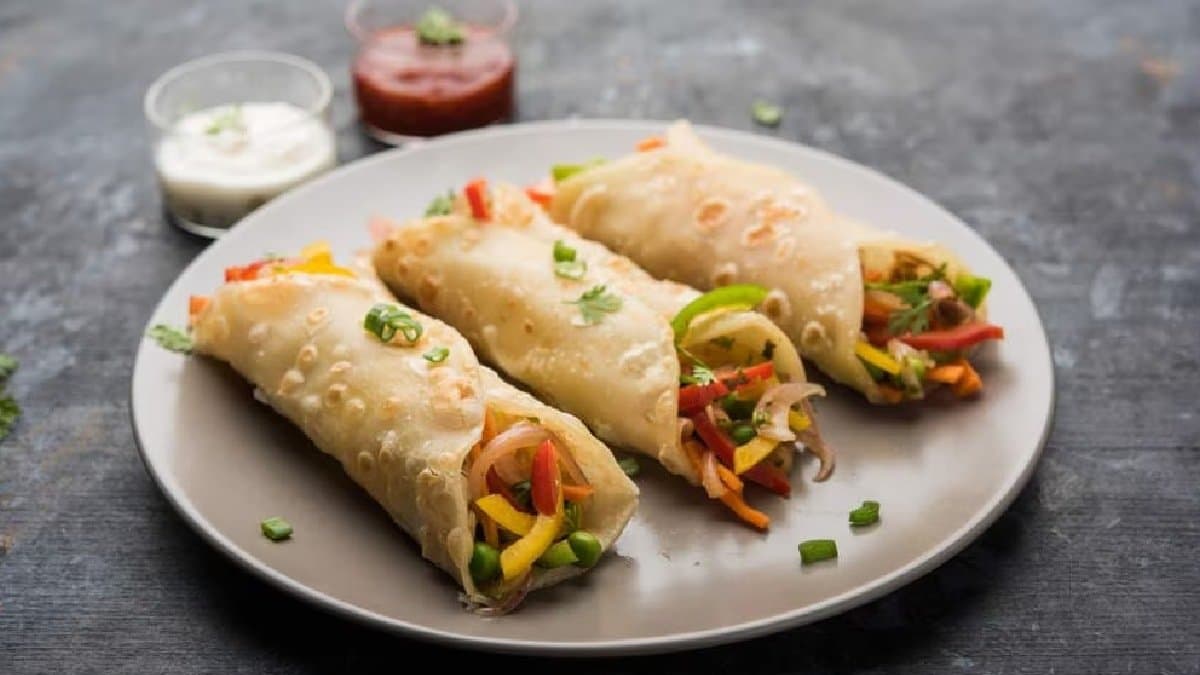 Simple lunch box recipe with egg for kids tiffin