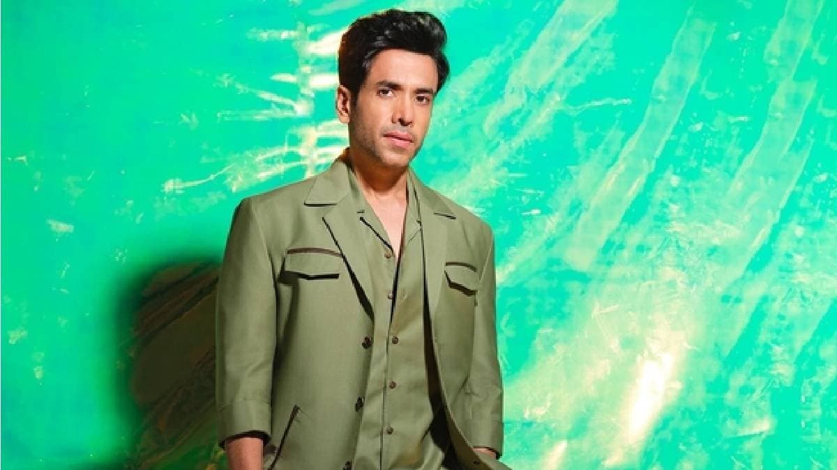  প্ল্যানচেট করে আত্মা ডাকায় মেতে উঠেছিলেন একসময়? অজানা হাড়হিম করা অভিজ্ঞতা ভাগ তুষার কাপুরের!