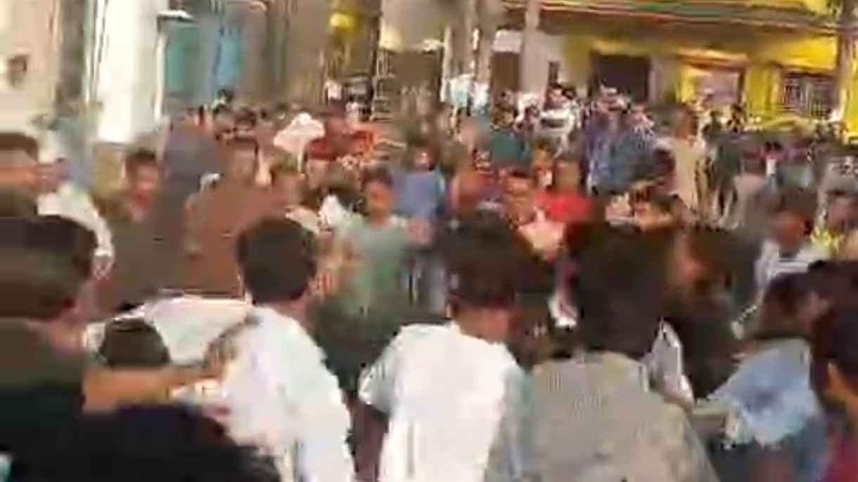 students stages demonstration in murshidabad demanding cheating in madhyamik examination gnr 