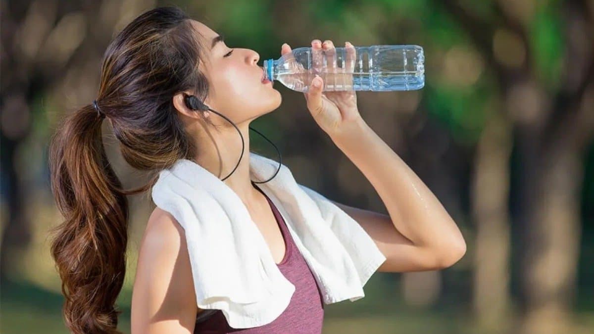 Is it safe to drink standing water know the right answer to get health benefits