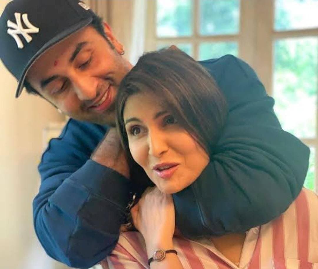 Ranbir Kapoor: দিদি ঋদ্ধিমার সঙ্গে সম্পর্কে ফাটল রণবীরের? কী এমন ঘটল কাপুর পরিবারের অন্দরে?
