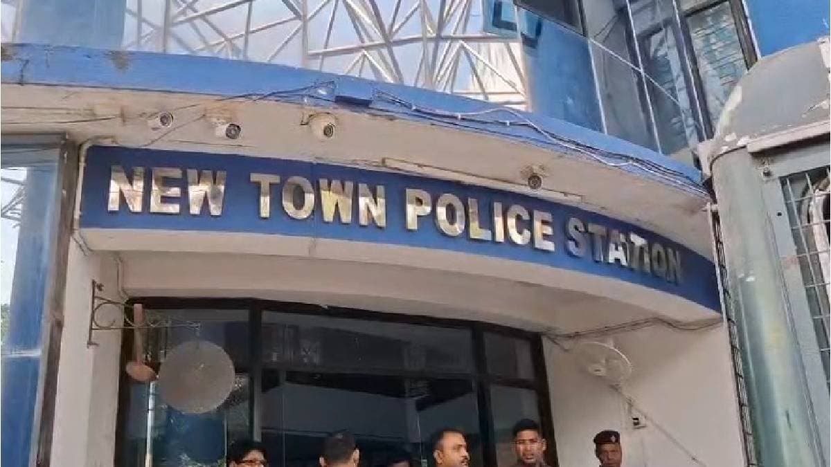 Illegal Racket Busted at Luxury Spa in New Town Mall 10 Arrested gnr