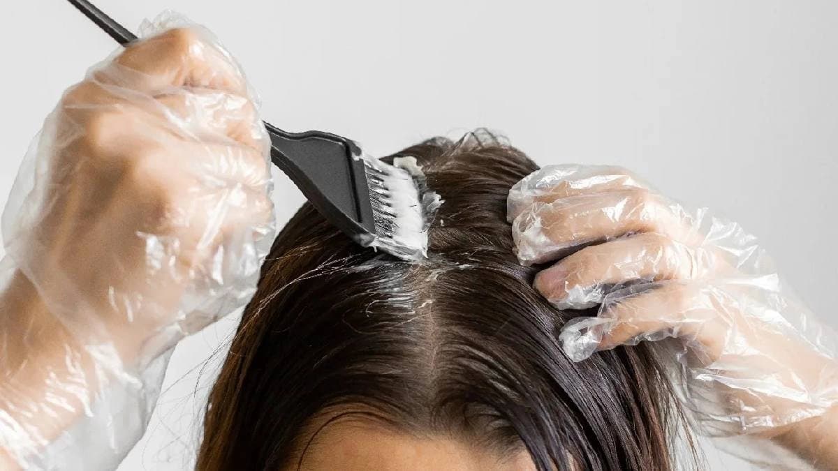 Woman hospitalised after using hair dye constantly know about side effects of hair colour