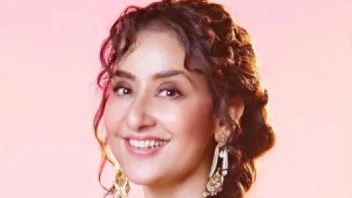 অভিনয়ে একঘেঁয়েমি, বিতৃষ্ণায় বলিউড ছাড়তে চেয়েছিলেন মনীষা! ডিম্পলের কোন পরামর্শে বদলে যায় তাঁর চিন্তা?