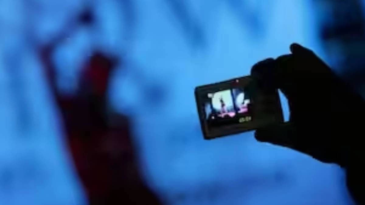 Woman deletes husband from life for showing her obscene video