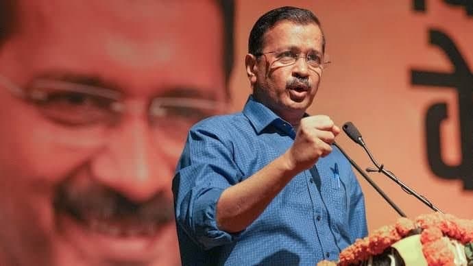 KEJRIWAL: স্বামীরা মোদির নামজপ করলে রাতের খাবার দেবেন না: কেজরিওয়াল