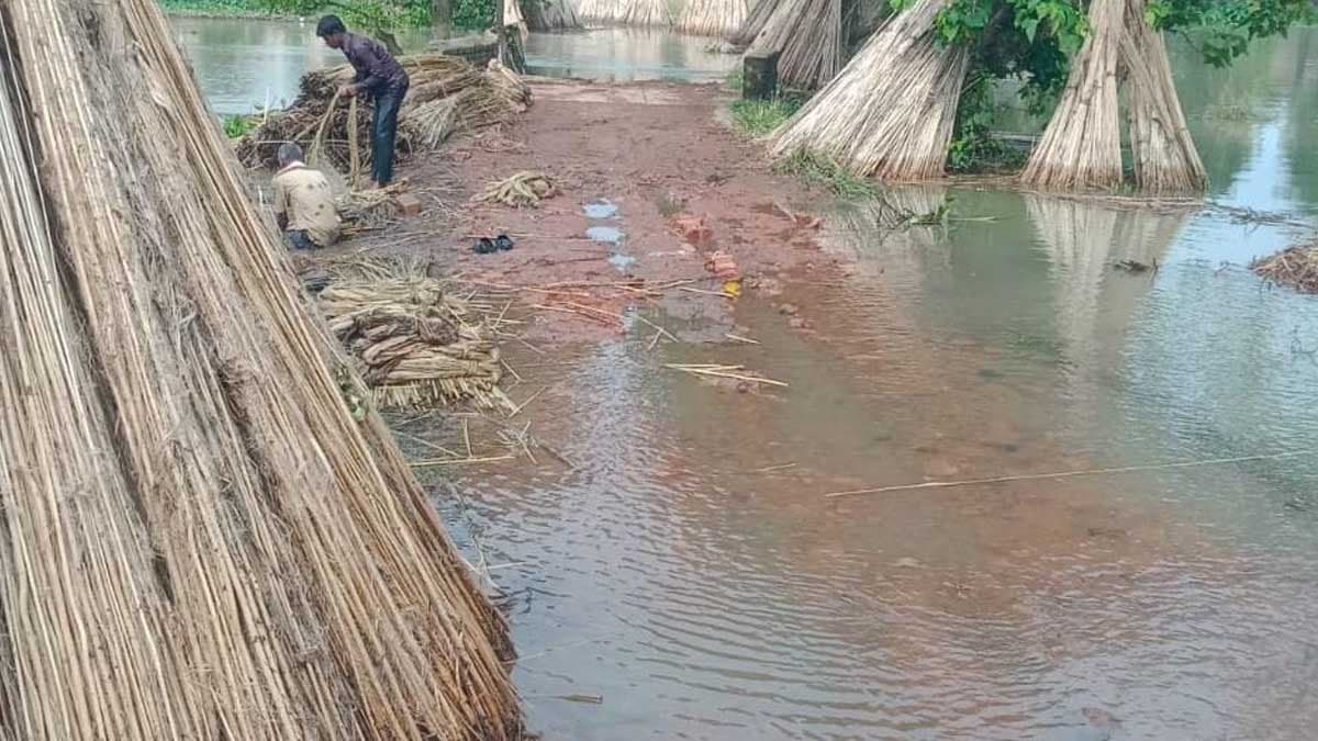 flood situation in various places of hooghly gnr