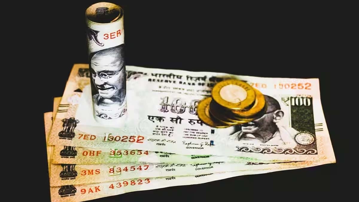 Earn RS 25000 Extra on Rupees 2200 monthly investment know about this Post Office scheme