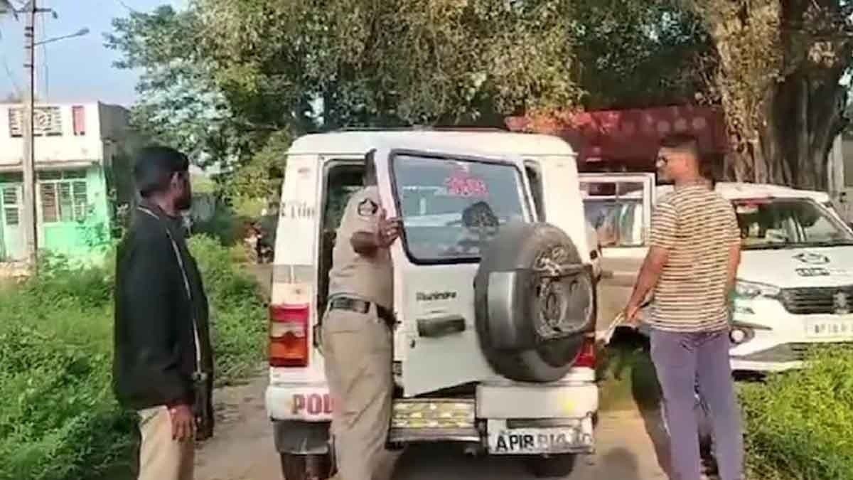 তিন বছরের শিশুকন্যার উপর অত্যাচার!‌ খুনের পর দেহ পুড়িয়ে দেওয়ার অভিযোগ উঠল আত্মীয়র বিরুদ্ধে 