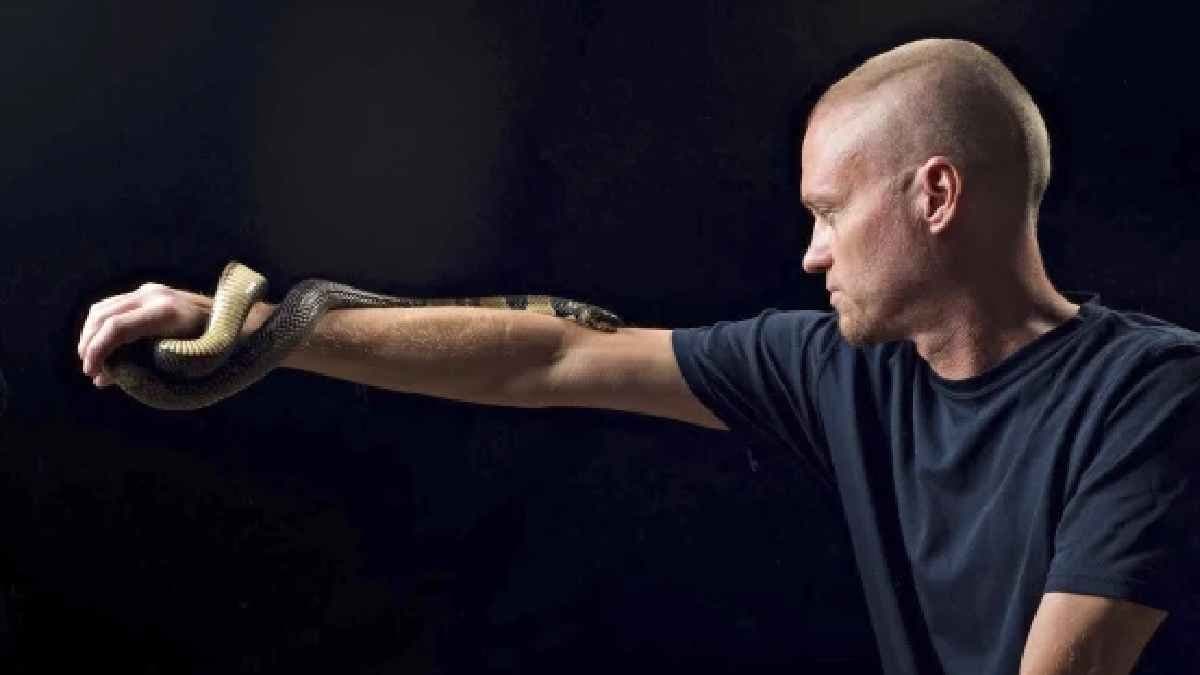 Self taught Snake venom can create Human Blood to Unlock Universal Antivenom