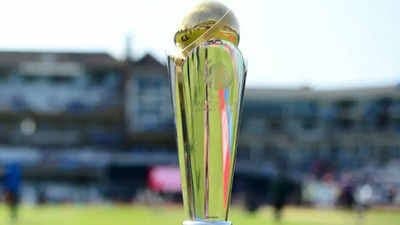 Champions Trophy arrives in pakistan amid row over india's refusal to travel spt 