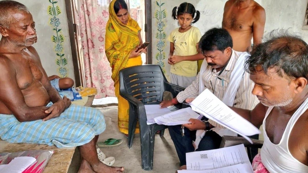 SIR in West Bengal: What BLOs EROs and AERO s have to do during the SIR process ECI gave detailed instruction