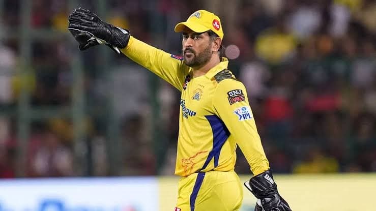 MS Dhoni gives massive update on his future after punjab match toss 