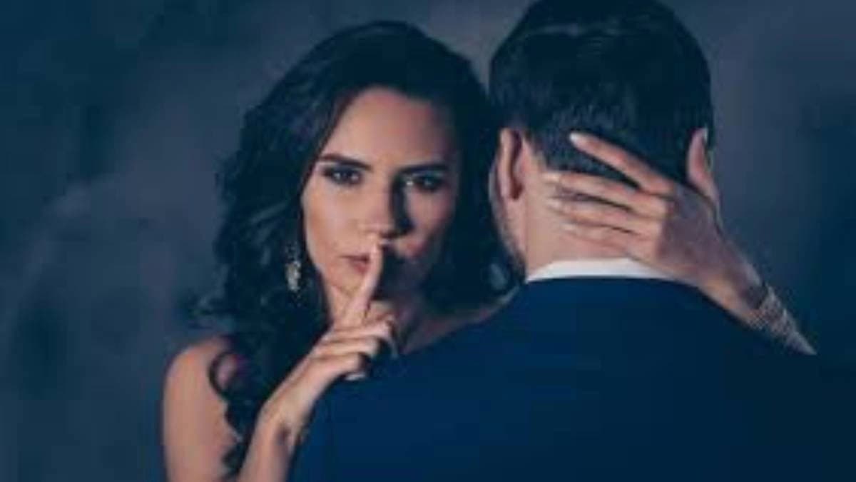 Extra marital affair: wife rejects lovers marriage proposal in jalpaiguri