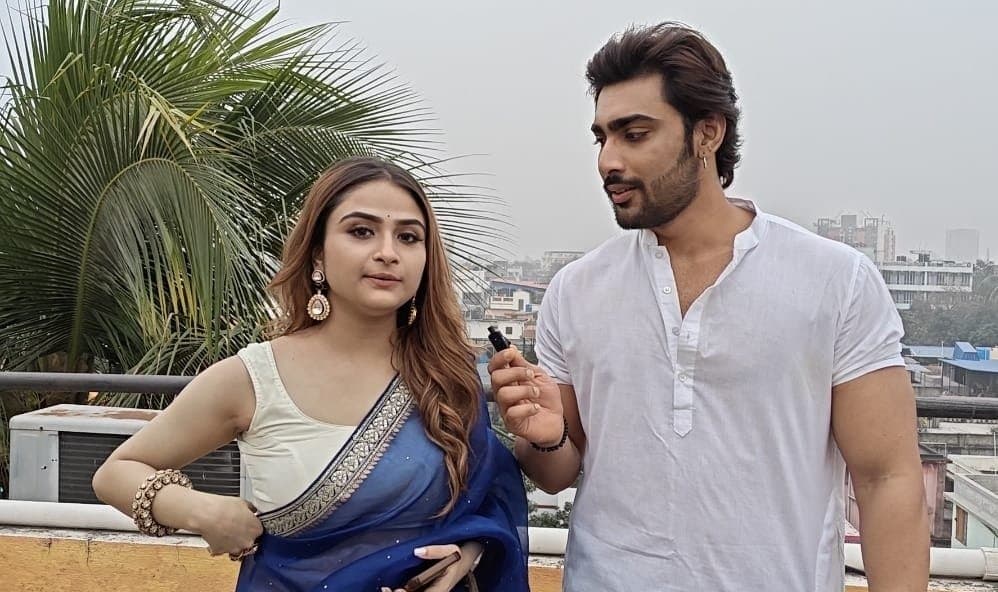 শুধুই বন্ধুত্ব? নাকি গভীর প্রেমে সায়ন-মিলি? মুখ খুললেন জুটি