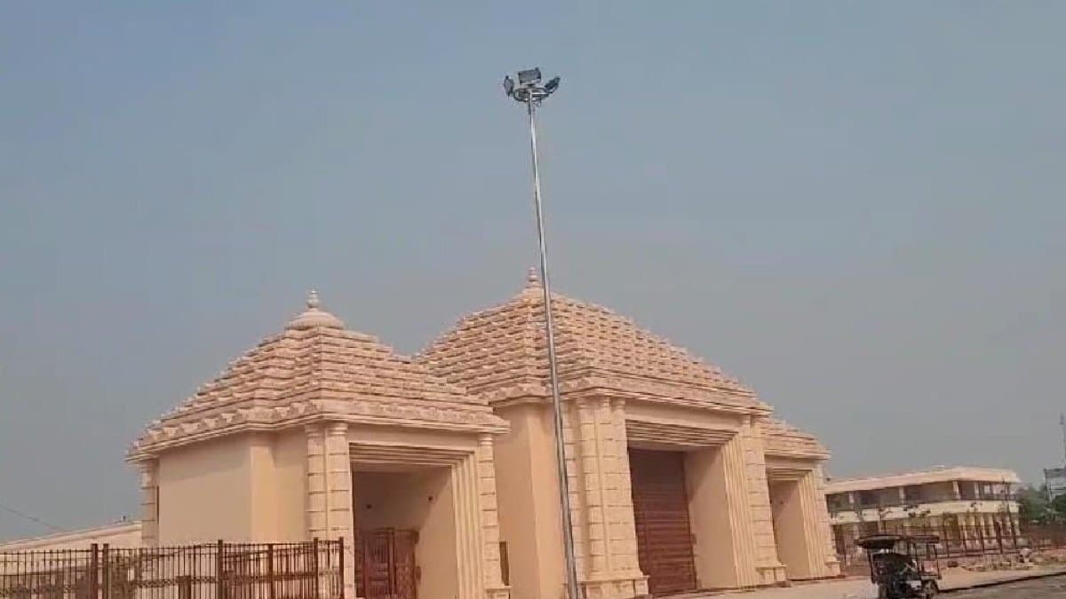 Chaitanya Dwar is being built at Digha gnr