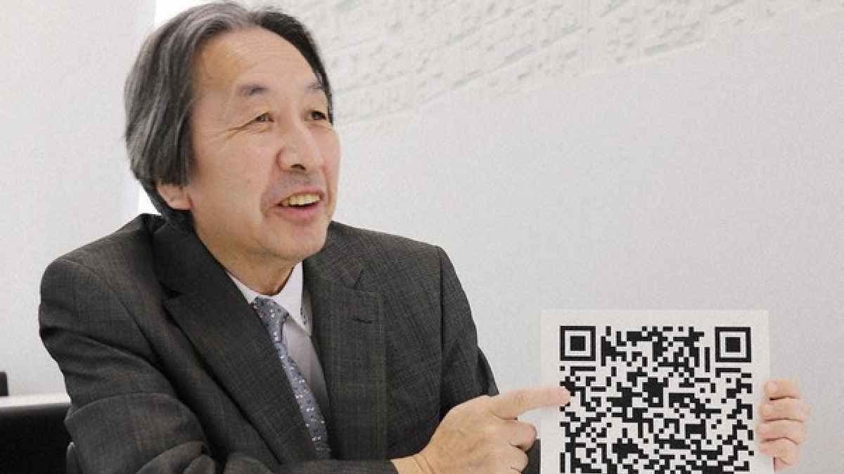 Japanese Engineer Masahiro Hara makes Barcode into QR code and crate History