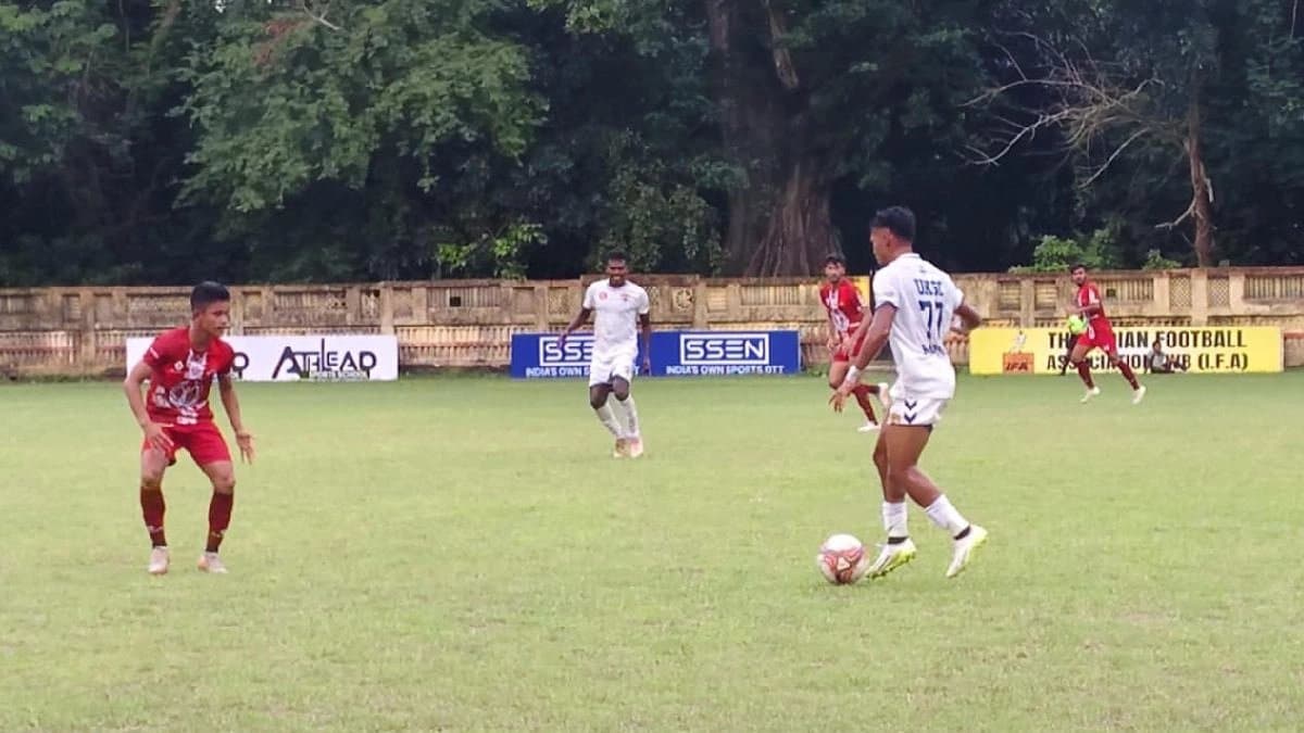 United Kolkata sports club beat Wari in kolkata league