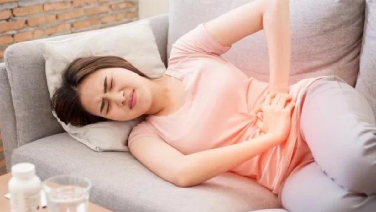 Pineapple helps to relieve pain from Period Cramps