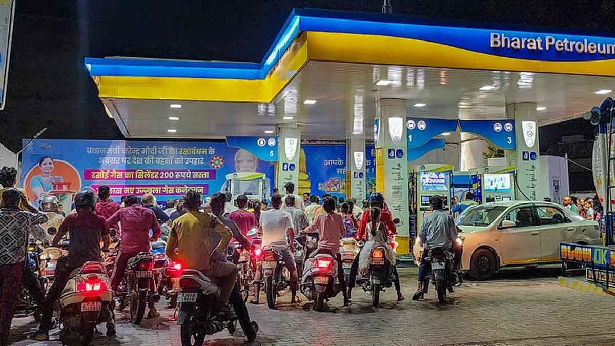 petrol diesel price in kolkata on 30 october_gnr
