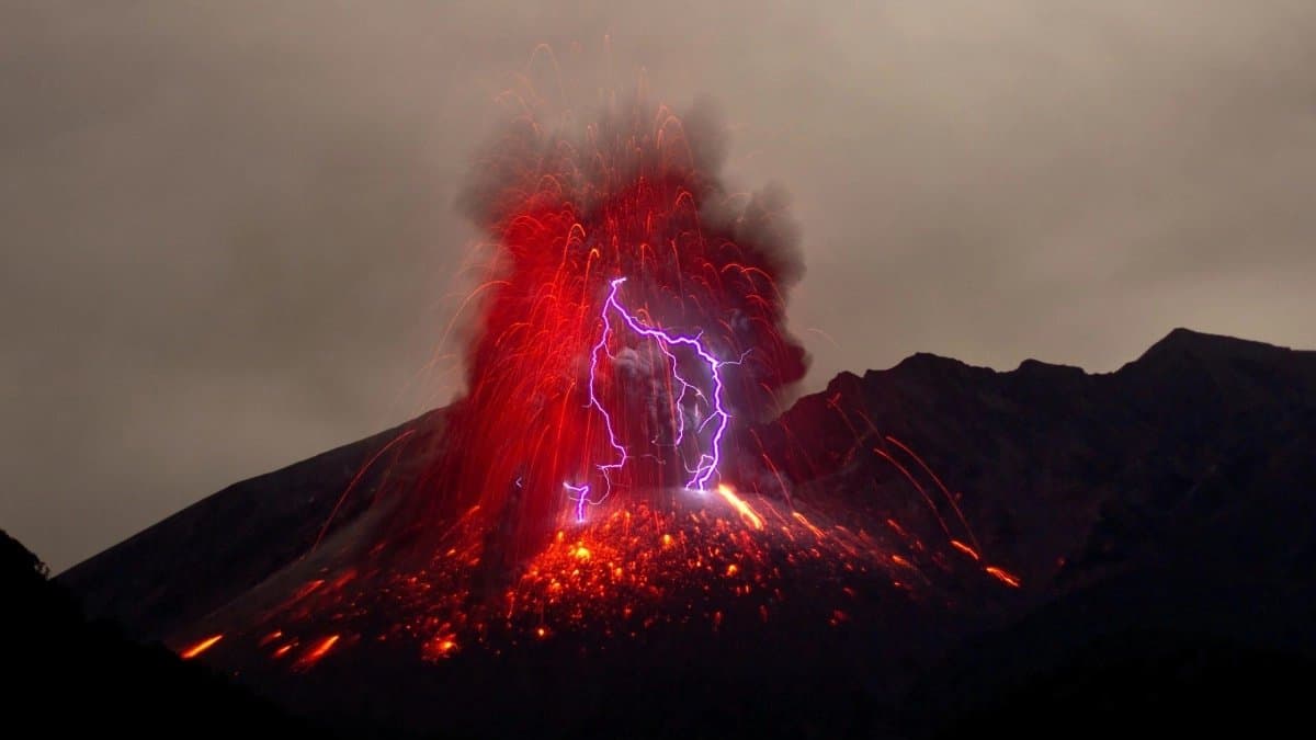 Mount Shinmoedake volcano erupted in Japan following a earthquake will Ryo Tatsuki s prediction come true speculation arose