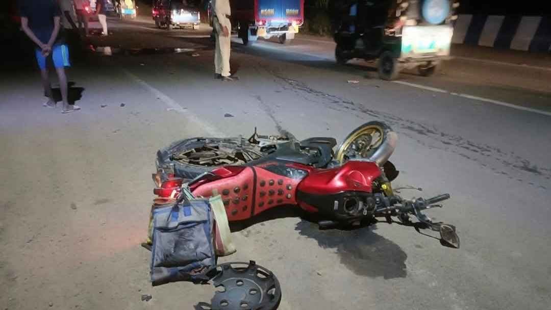 Four Died After Two Bike Collision in Ghatal