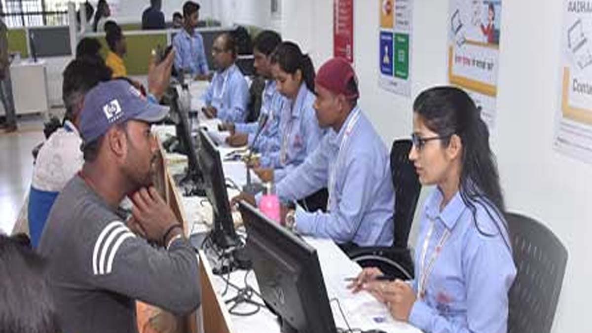 Only few days left for free Aadhaar update service charges apply after deadline