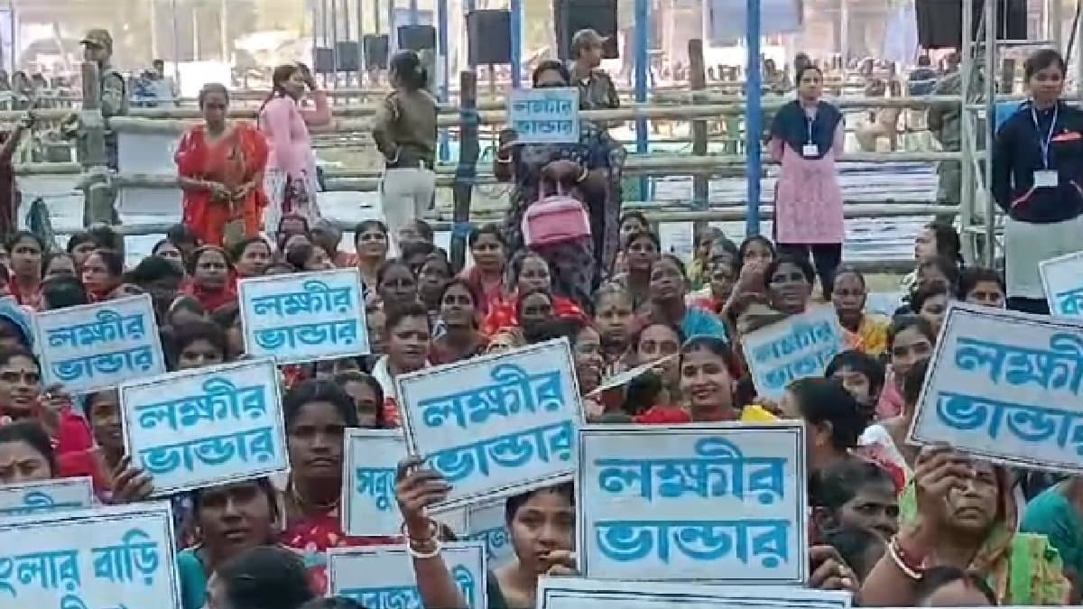 Torture is past as on  monday women throngs at mamata banerjee rally at sandeshkhali gnr 