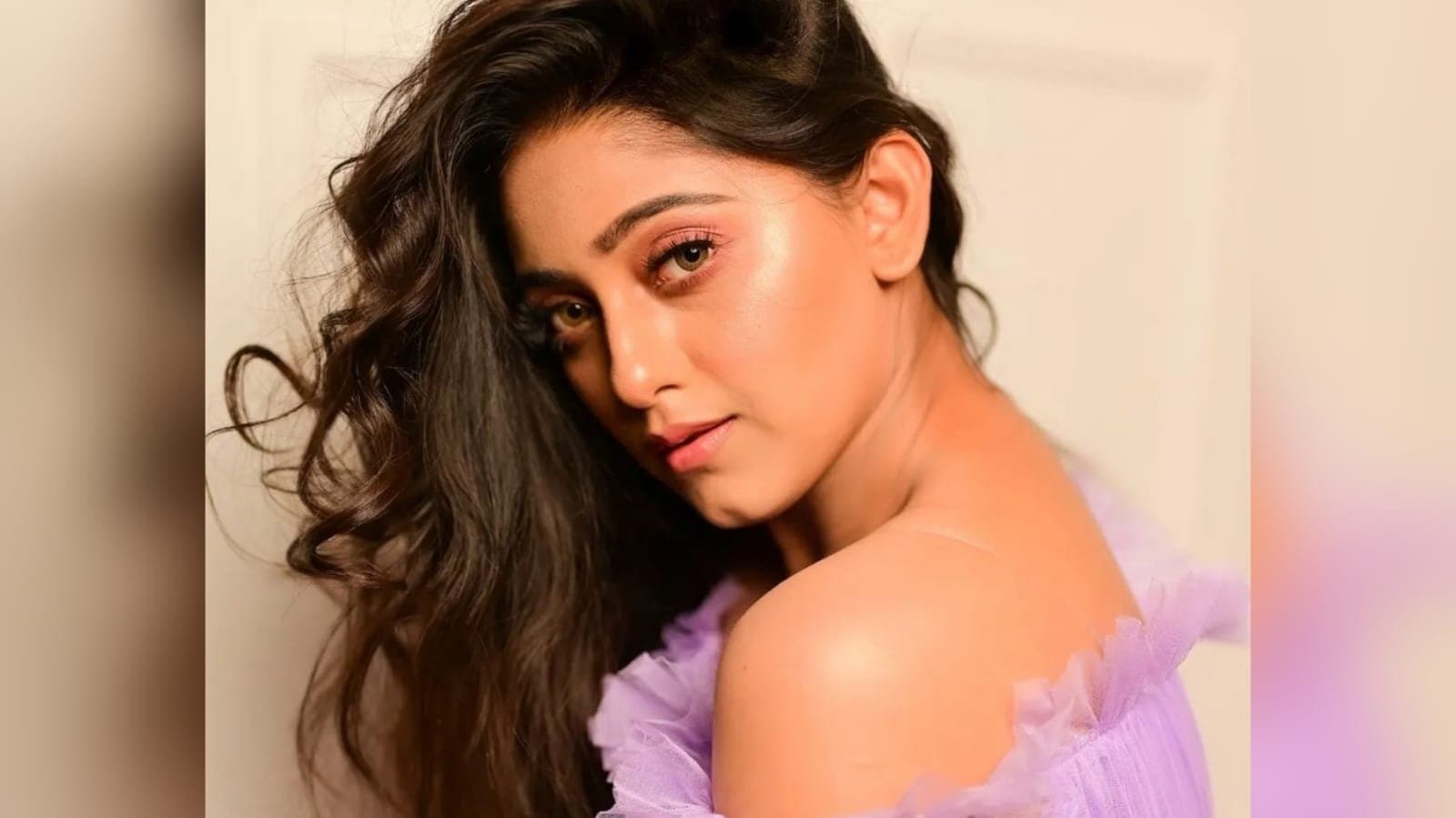 dipanwita rakshit going to play lead role in upcoming serial of zee bangla which producing tent cinema ent