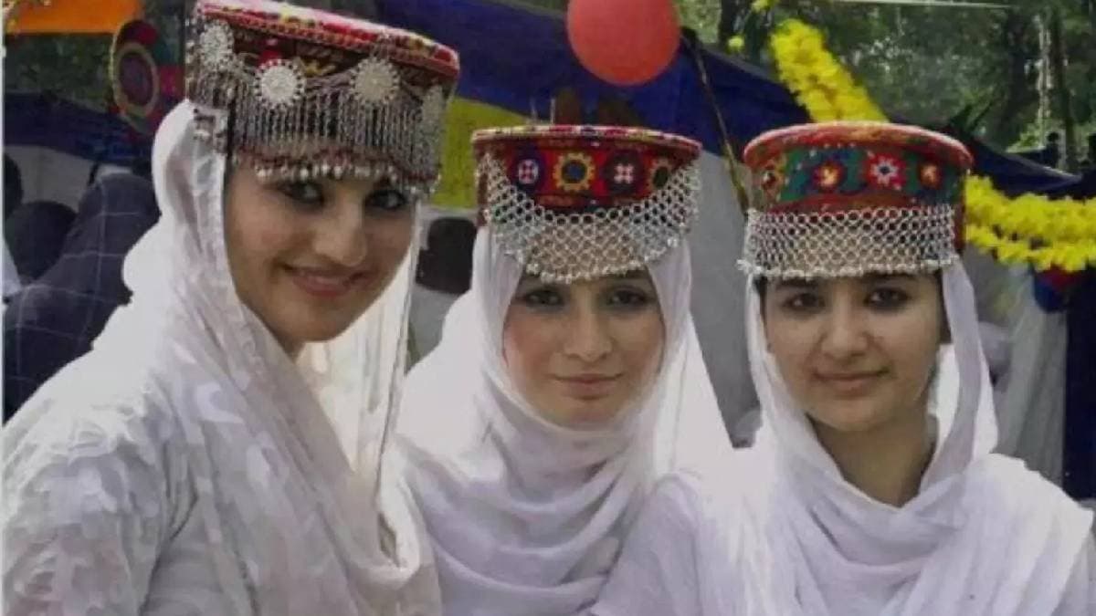 These mysterious Pakistani women live for 150 years look beautiful what the secret behind this 