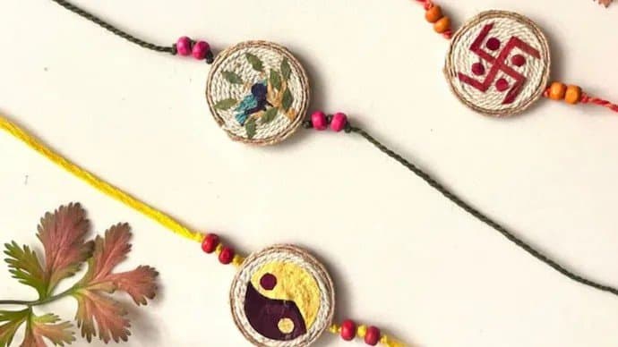 Women tie rakhis to trees in Uttar Pradesh gnr 