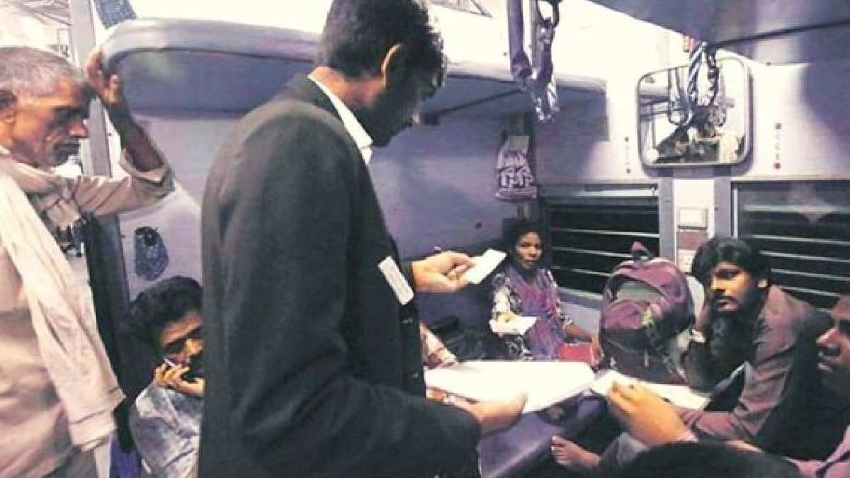  Railways has issued a new rule regarding lower berth now the lower seat will be reserved for these passengers gnr 