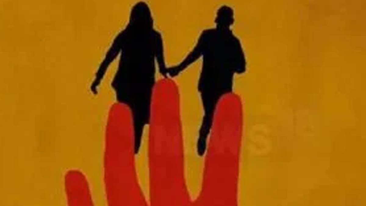  Jeeja-Saali love Seek Police Protection