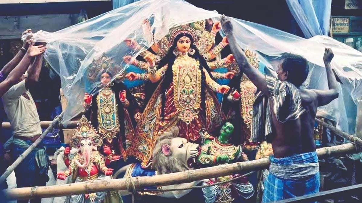 Today September 26 2025 it will rain in Bengal know what the weather will be like for the five days of Durga Puja