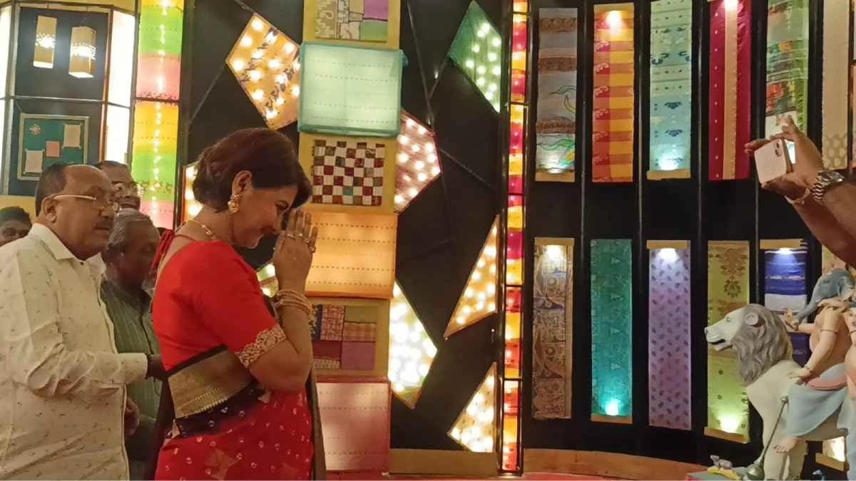 Durga Puja in hooghly inaugurated by rachana banerjee
