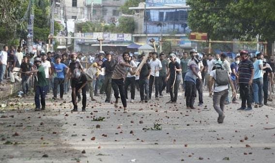 Bangladesh Protests update, journalist died, 19 dead till now gnr