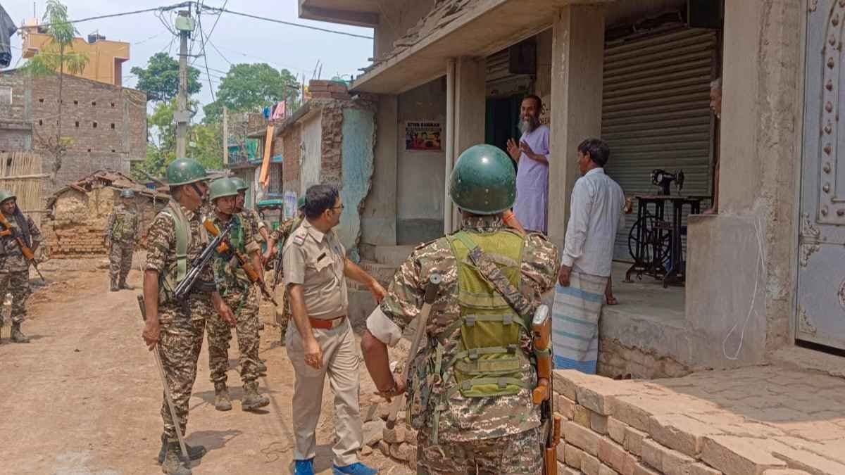 West Bengal Police blocked more than 1000 social sites for spreading rumours in Murshidabad